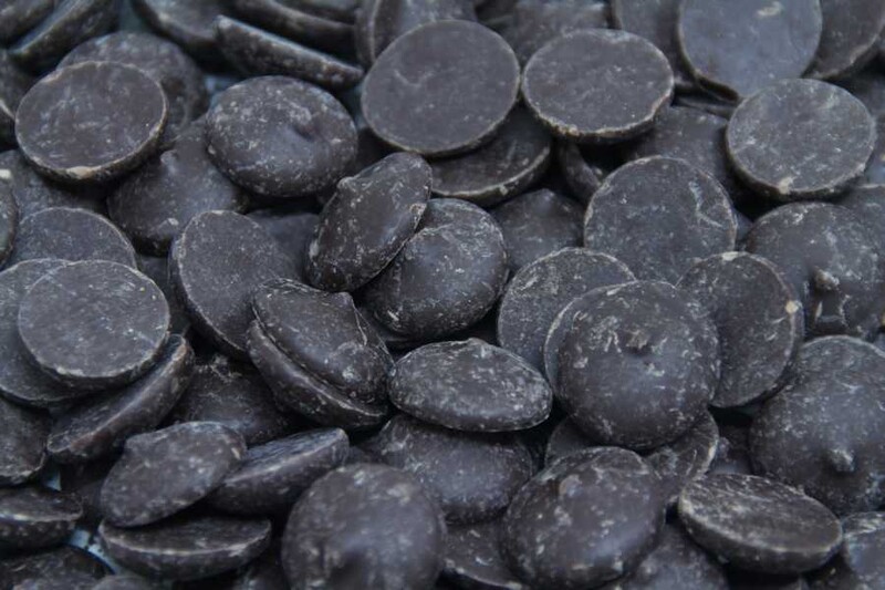 chocolate drops (dark chocolate) 18mm, organic