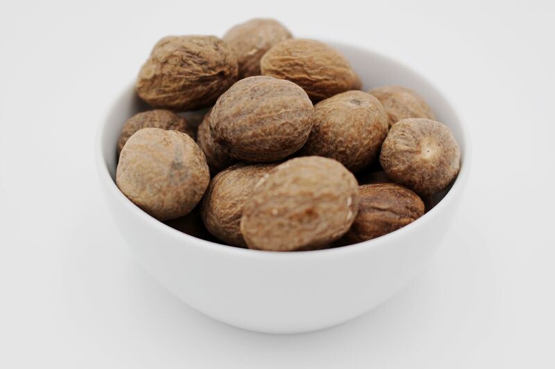 nutmeg whole organic