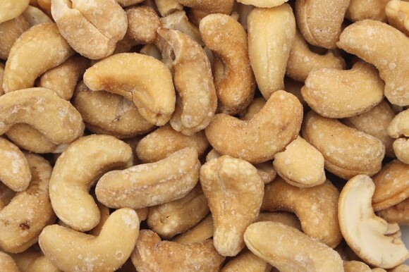 cashewkernels roasted and salted organic
